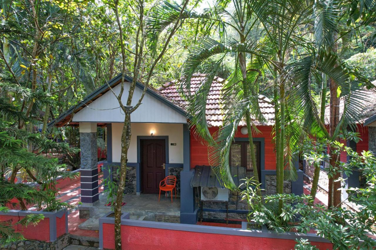 Clay Resort By Bestinn Leisure - Wayanad Padinjarathara Exteriör bild