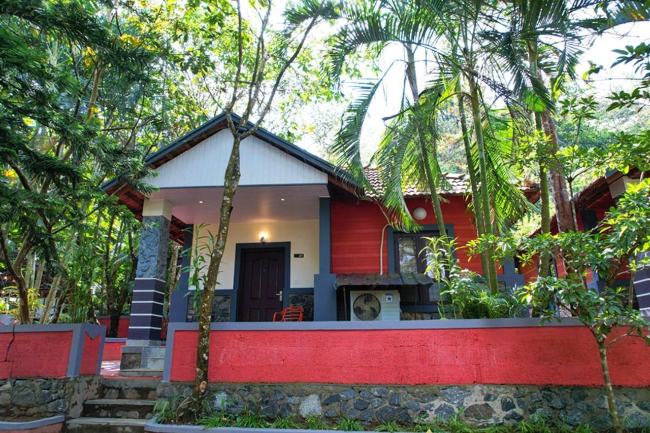 Clay Resort By Bestinn Leisure - Wayanad Padinjarathara Exteriör bild
