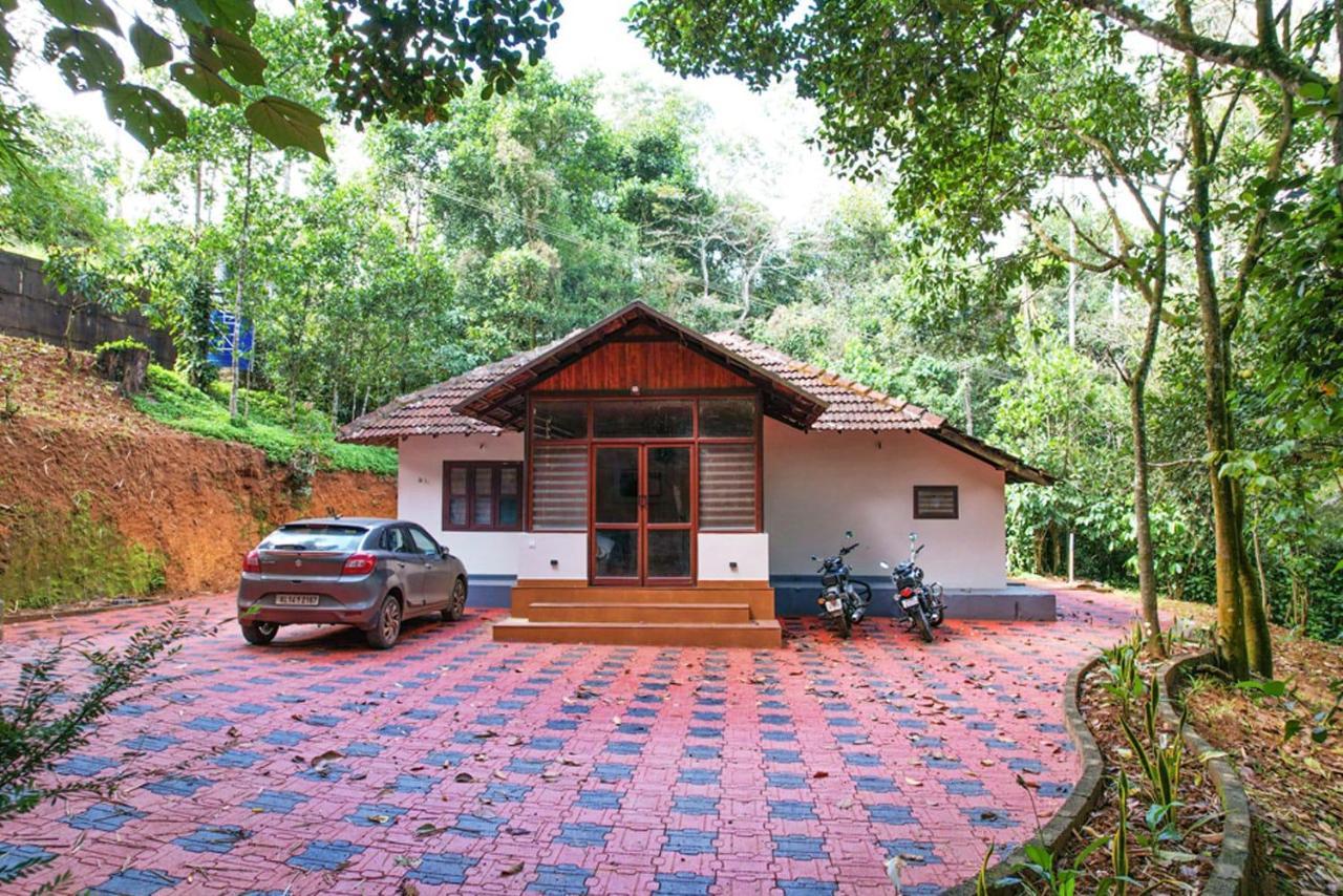 Clay Resort By Bestinn Leisure - Wayanad Padinjarathara Exteriör bild